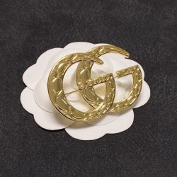 GUCCI Gucci brooch 2023SS A new work that has been featured in many magazines