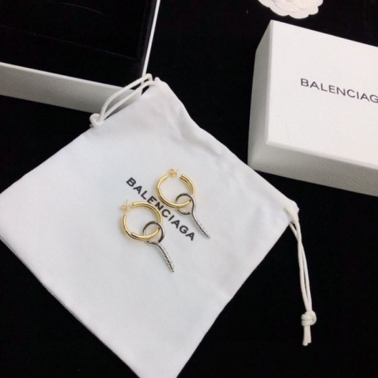 2023FW earrings BALENCIAGA Balenciaga essential items for fall and winter 2023FW earrings BALENCIAGA Balenciaga essential items for fall and winter