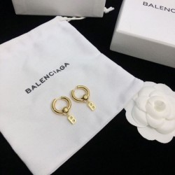 BALENCIAGA Balenciaga continues to sell stupidly 2023FW earrings