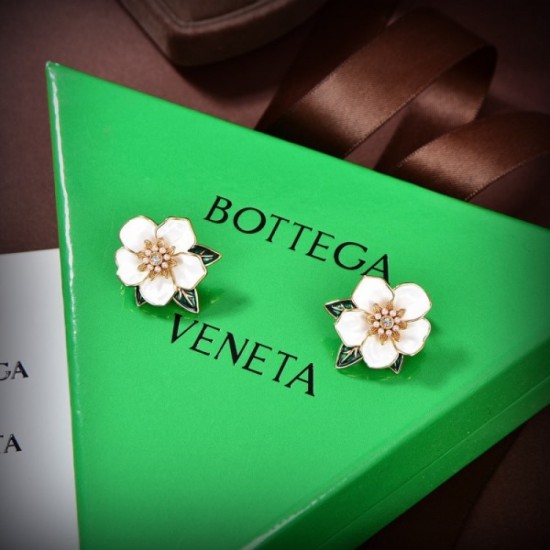 2023SS earrings Popular again this year BOTTEGA VENETA Bottega Veneta 2023SS earrings Popular again this year BOTTEGA VENETA Bottega Veneta