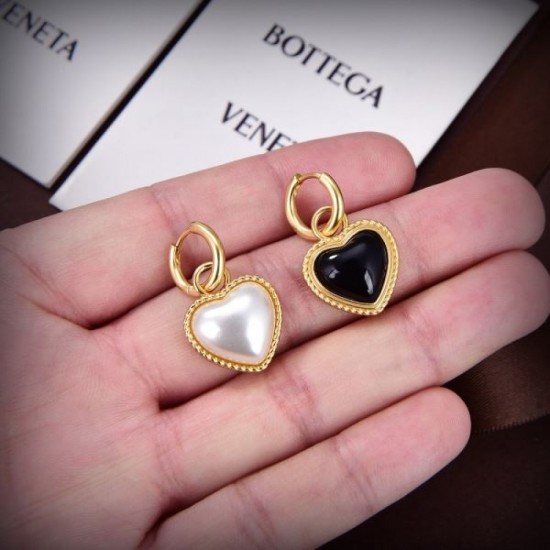BOTTEGA VENETA Bottega Veneta Featured Winter New Items 2023FW Earrings BOTTEGA VENETA Bottega Veneta Featured Winter New Items 2023FW Earrings