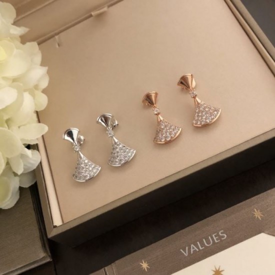 2023FW Earrings BVLGARI You can enjoy it this fall 2023FW Earrings BVLGARI You can enjoy it this fall