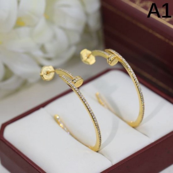 2023FW earrings CARTIER Cartier Popular item in both magazines and the city 2023FW earrings CARTIER Cartier Popular item in both magazines and the city