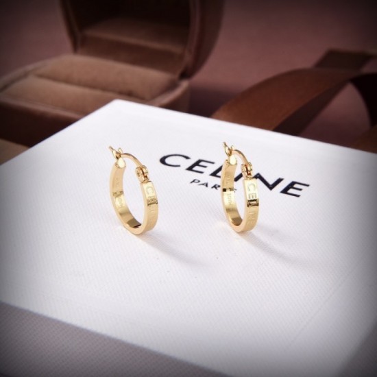 2023SS Earrings Limited edition CELINE Celine that can be used in spring 2023SS Earrings Limited edition CELINE Celine that can be used in spring