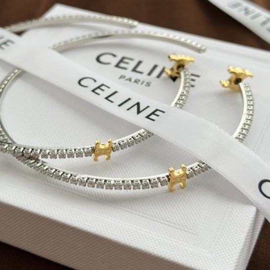 2023SS Earrings Transform into a beautiful outfit CELINE Celine 2023SS Earrings Transform into a beautiful outfit CELINE Celine