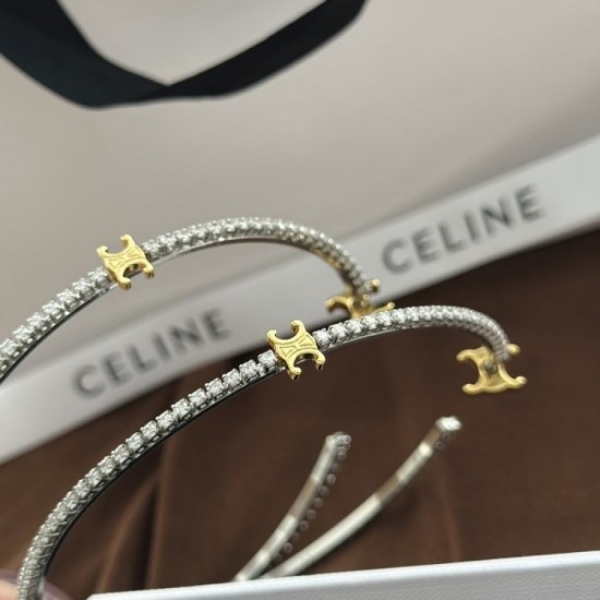 2023SS Earrings Transform into a beautiful outfit CELINE Celine 2023SS Earrings Transform into a beautiful outfit CELINE Celine