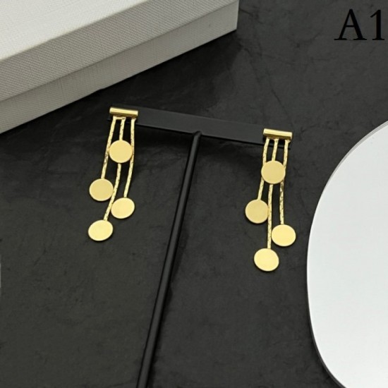 2023SS Earrings Spring-like refreshing impression CELINE Celine 2023SS Earrings Spring-like refreshing impression CELINE Celine