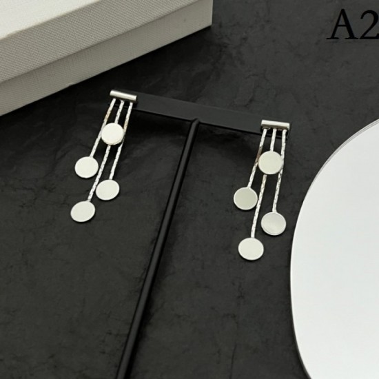 2023SS Earrings Spring-like refreshing impression CELINE Celine 2023SS Earrings Spring-like refreshing impression CELINE Celine