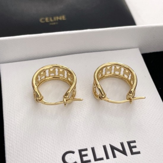 CELINE Celine Earrings 2023SS Spring/Summer latest work sold out inevitable CELINE Celine Earrings 2023SS Spring/Summer latest work sold out inevitable