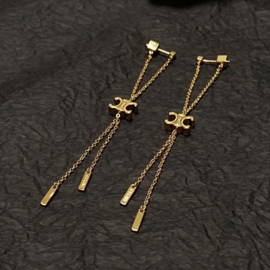 CELINE Celine Earrings 2023SS Pay attention to your feet CELINE Celine Earrings 2023SS Pay attention to your feet