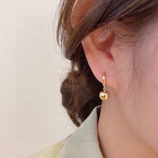 CELINE Celine Earrings 2023SS Casual Inverted Charm CELINE Celine Earrings 2023SS Casual Inverted Charm