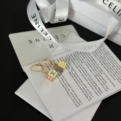 2023FW Earrings CELINE Celine This season has a sense of fashion