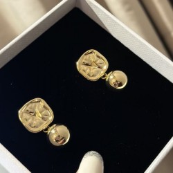 2023FW Earrings CELINE You can buy them now! New arrival