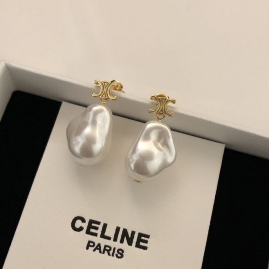 2023FW Earrings CELINE Celine continues to attract attention 2023FW Earrings CELINE Celine continues to attract attention