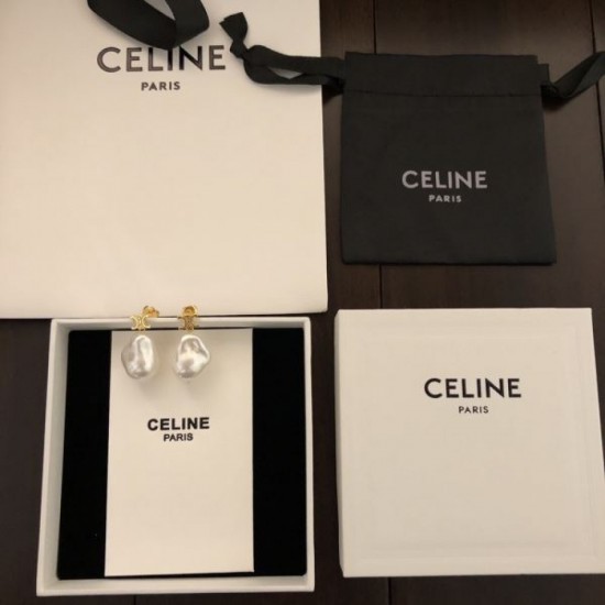 2023FW Earrings CELINE Celine continues to attract attention 2023FW Earrings CELINE Celine continues to attract attention