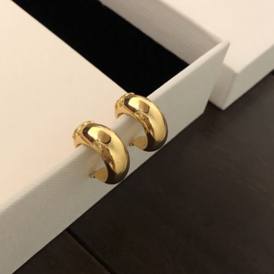 2023FW Earrings CELINE Celine Autumn/Winter Super Popular Limited Collaboration 2023FW Earrings CELINE Celine Autumn/Winter Super Popular Limited Collaboration