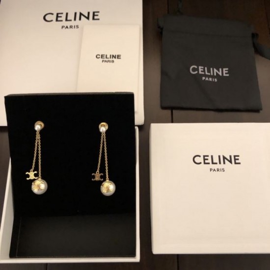 CELINE Very popular 2023FW earrings in many colors CELINE Very popular 2023FW earrings in many colors