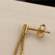 CELINE 2023FW earrings that are easy to balance CELINE 2023FW earrings that are easy to balance