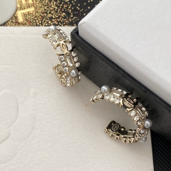 2023SS Earrings Shortest 1 week Not yet released in Japan CHANEL Chanel 2023SS Earrings Shortest 1 week Not yet released in Japan CHANEL Chanel