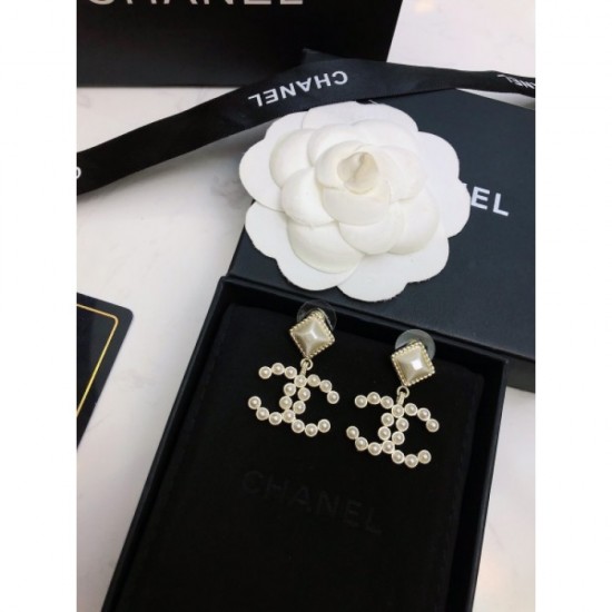 2023SS Earrings Surprise price on emergency sale CHANEL Chanel 2023SS Earrings Surprise price on emergency sale CHANEL Chanel