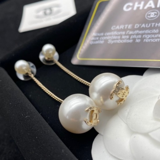 2023SS Earrings Widening the range of fashion CHANEL Chanel 2023SS Earrings Widening the range of fashion CHANEL Chanel