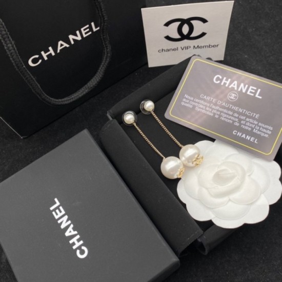 2023SS Earrings Widening the range of fashion CHANEL Chanel 2023SS Earrings Widening the range of fashion CHANEL Chanel