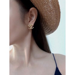 2023FW earrings CHANEL CHANEL Autumn new item that is sure to be a hit this season