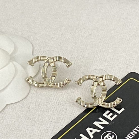 2023FW earrings CHANEL CHANEL Autumn new item that is sure to be a hit this season 2023FW earrings CHANEL CHANEL Autumn new item that is sure to be a hit this season