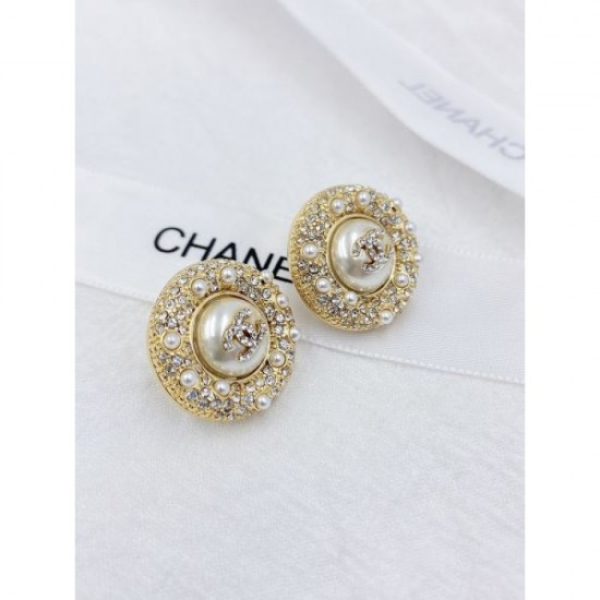 2023FW Earrings CHANEL CHANEL Eye-catching style this fall 2023FW Earrings CHANEL CHANEL Eye-catching style this fall