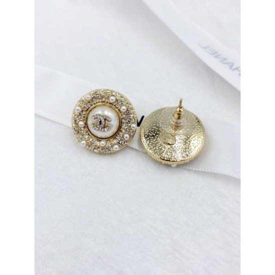 2023FW Earrings CHANEL CHANEL Eye-catching style this fall 2023FW Earrings CHANEL CHANEL Eye-catching style this fall