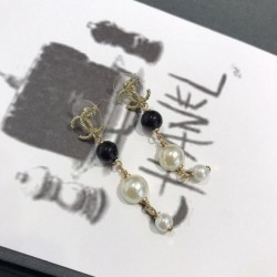 2023FW Earrings CHANEL Chanel A rush of fans aiming for new fall items