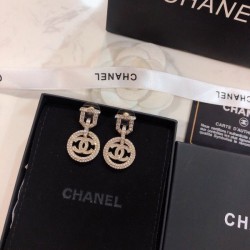2023FW earrings CHANEL Chanel Used by celebrities and celebrities