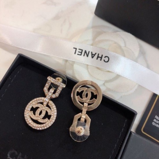 2023FW earrings CHANEL Chanel Used by celebrities and celebrities 2023FW earrings CHANEL Chanel Used by celebrities and celebrities