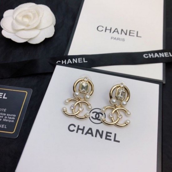 2023FW earrings CHANEL Chanel This season's explosively popular standard product 2023FW earrings CHANEL Chanel This season's explosively popular standard product