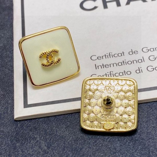 2023FW Earrings CHANEL Only one item available! VIP customer sale 2023FW Earrings CHANEL Only one item available! VIP customer sale