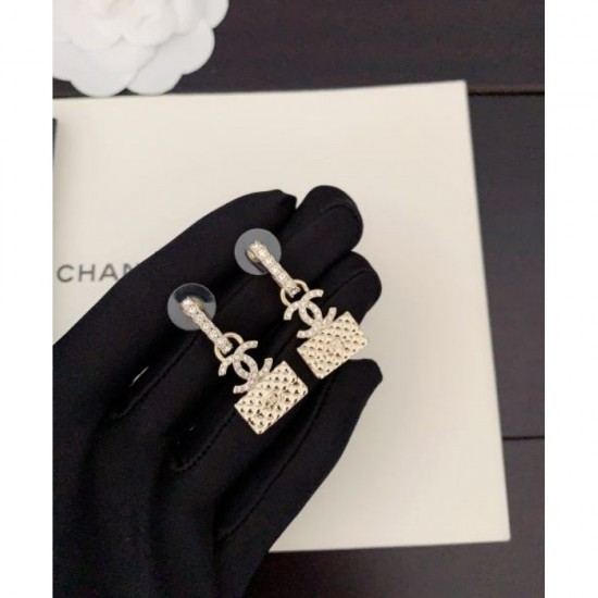 CHANEL Latest limited time sale 2023FW earrings CHANEL Latest limited time sale 2023FW earrings