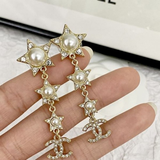 CHANEL CHANEL Limited edition 2023FW earrings delivered from overseas CHANEL CHANEL Limited edition 2023FW earrings delivered from overseas