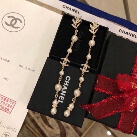 CHANEL CHANEL All you need is this! 2023FW earrings CHANEL CHANEL All you need is this! 2023FW earrings