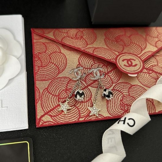 CHANEL CHANEL Fashionable people love it! 2023FW earrings CHANEL CHANEL Fashionable people love it! 2023FW earrings