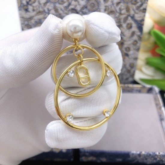 2023SS Earrings DIOR Dior to watch out for this spring and summer 2023SS Earrings DIOR Dior to watch out for this spring and summer