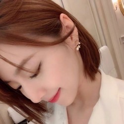 2023SS Earrings Continue to be featured in spring and summer DIOR Dior
