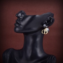 2023SS Earrings DIOR Dior to wear this spring