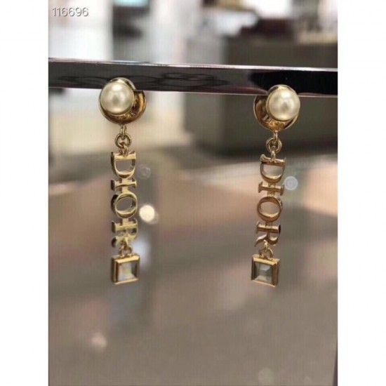 2023SS Earrings Great presence style DIOR Dior 2023SS Earrings Great presence style DIOR Dior