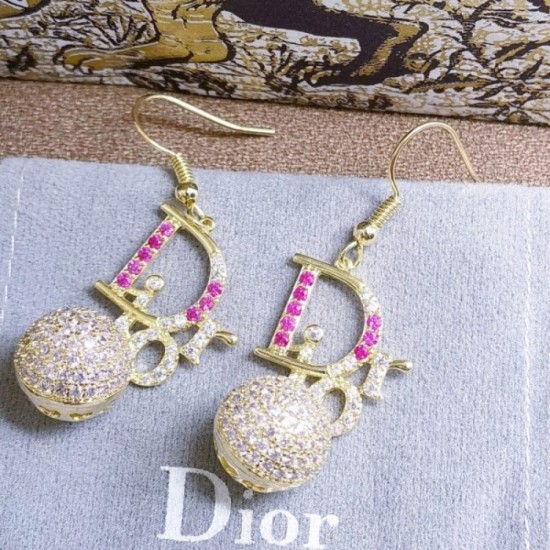 2023SS earrings Super rare hard-to-find item DIOR Dior 2023SS earrings Super rare hard-to-find item DIOR Dior
