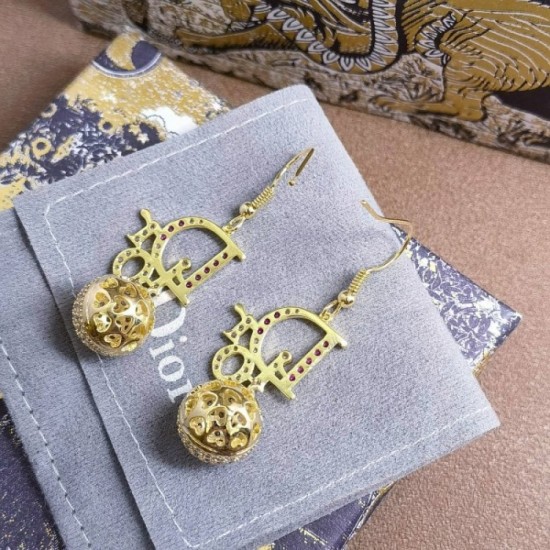 2023SS earrings Super rare hard-to-find item DIOR Dior 2023SS earrings Super rare hard-to-find item DIOR Dior
