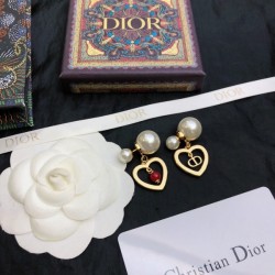 DIOR Dior Earrings 2023SS All you have to do is hold this down!