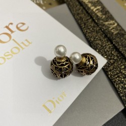 DIOR Dior Earrings 2023SS The cutting edge of fashion!