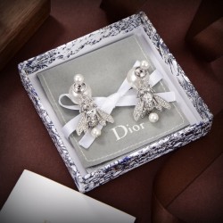 DIOR Dior Earrings 2023SS Aiming for fashionable seniors