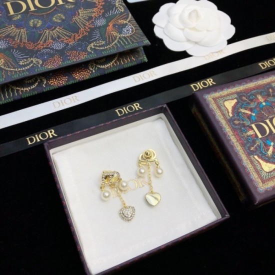 DIOR Dior Earrings 2023SS This Spring/Summer Pre-sale New Item DIOR Dior Earrings 2023SS This Spring/Summer Pre-sale New Item