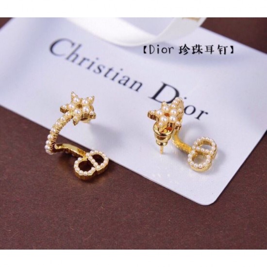 2023FW Earrings DIOR Dior Charming style 2023FW Earrings DIOR Dior Charming style